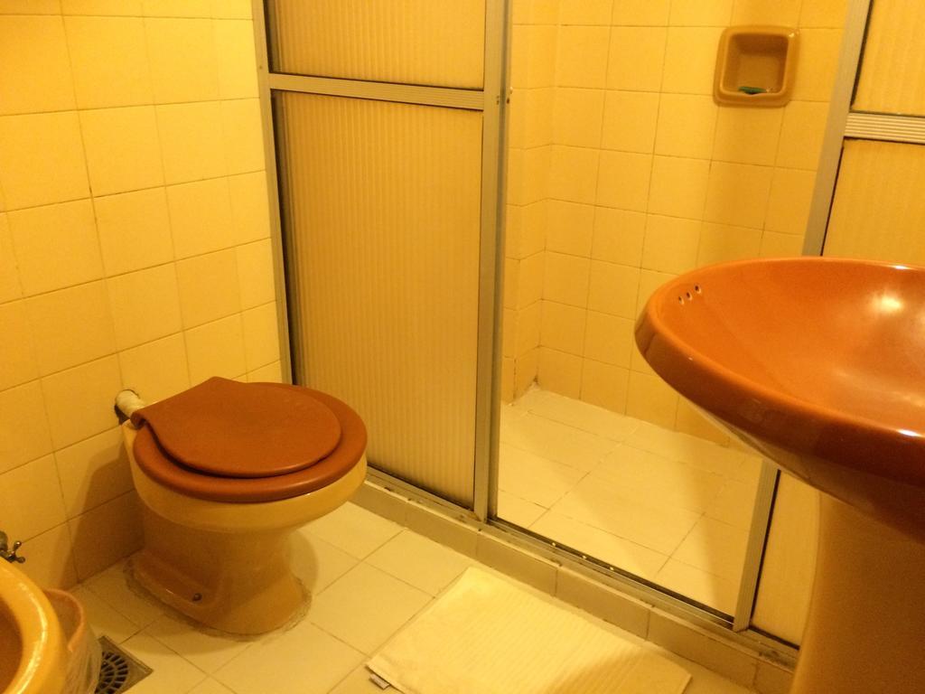 Hotel Manduvira Асунсьйон Номер фото
