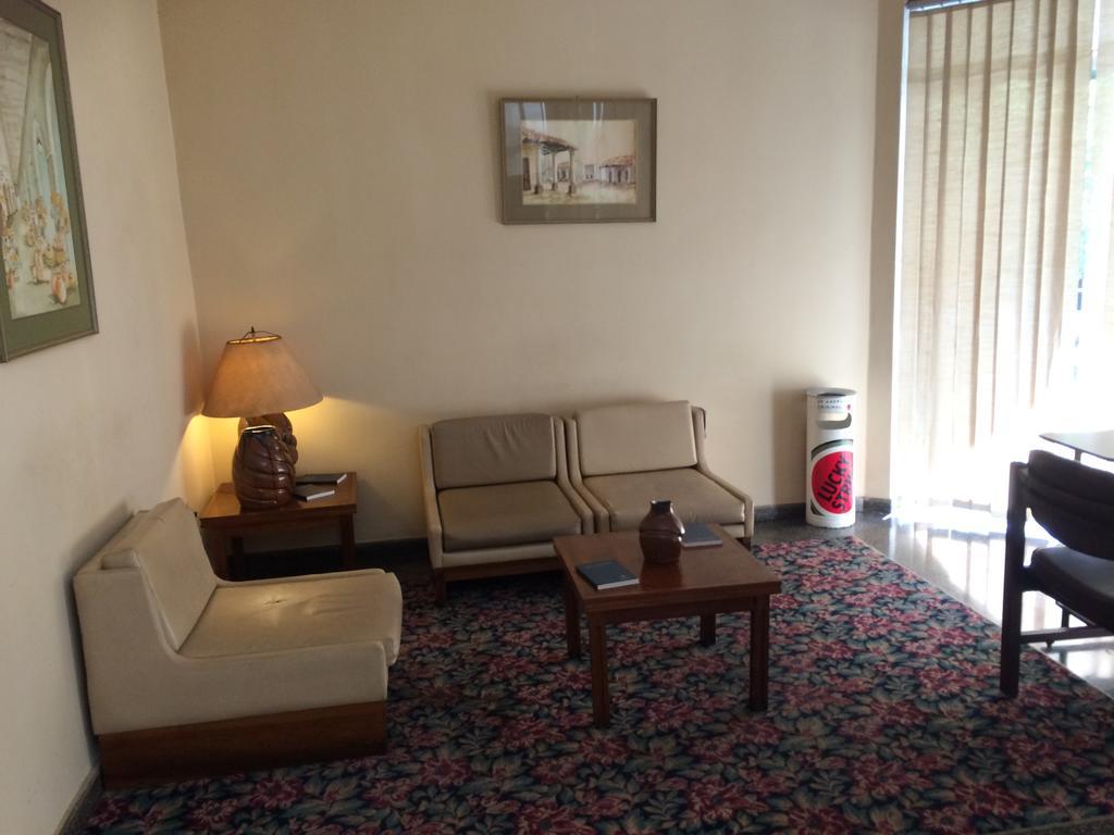 Hotel Manduvira Асунсьйон Екстер'єр фото